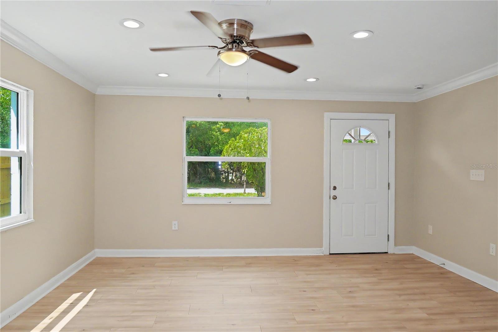 Image 11 of 17 For 5511 13th Street E