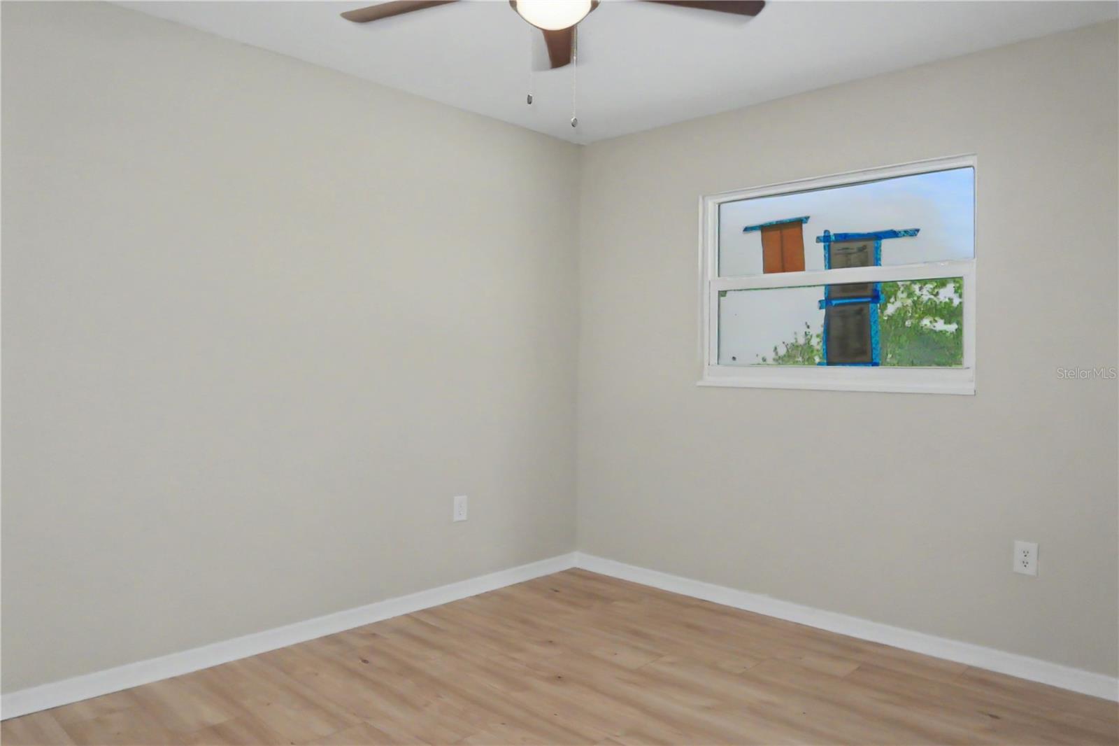 Image 7 of 17 For 5511 13th Street E