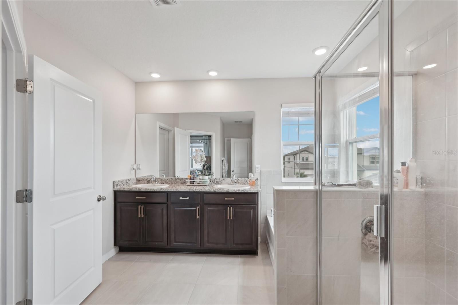 Image 25 of 42 For 13055 Willow Grove Drive