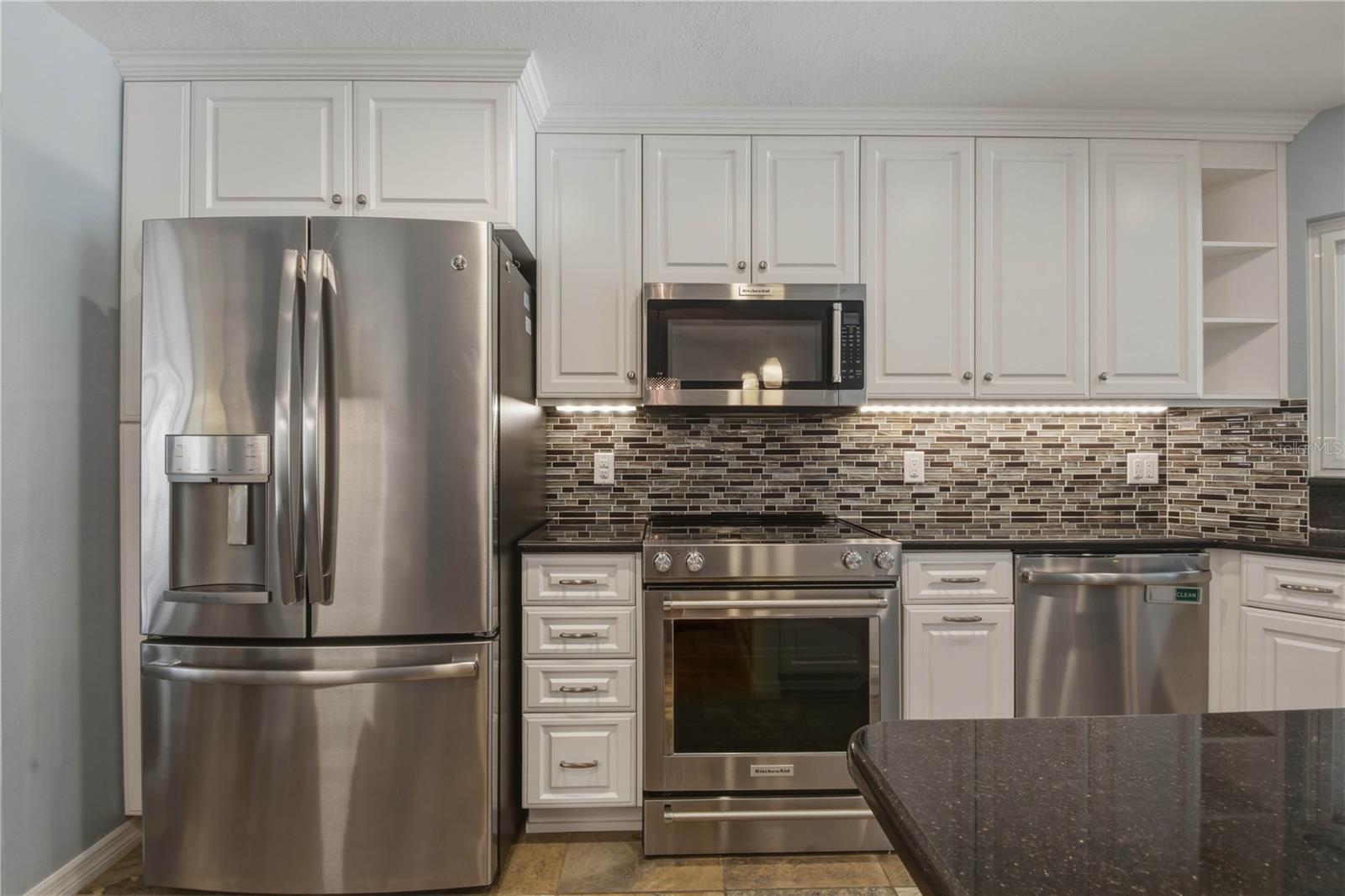 Image 10 of 33 For 4725 Orange Grove Way