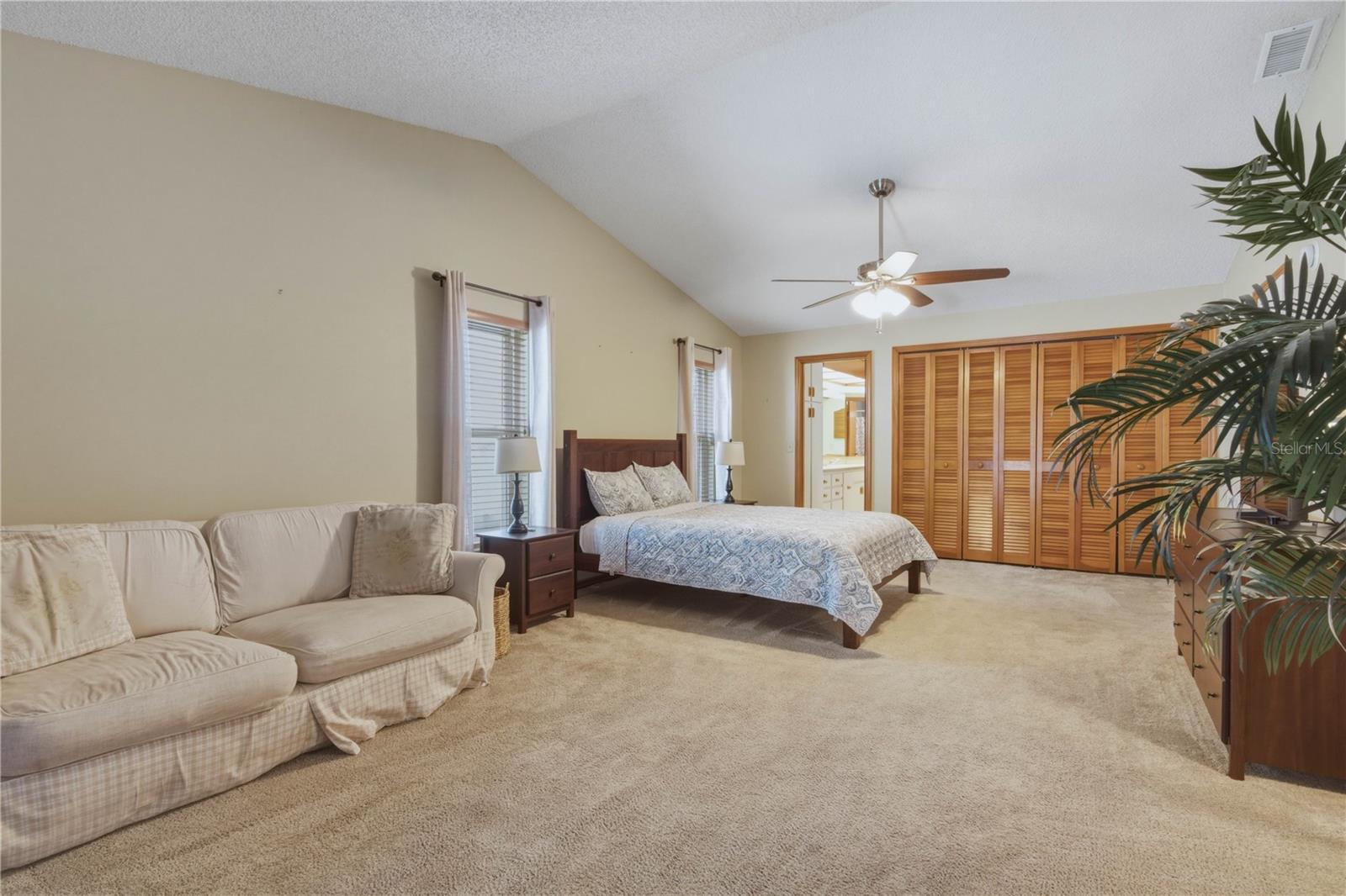 Image 16 of 33 For 4725 Orange Grove Way