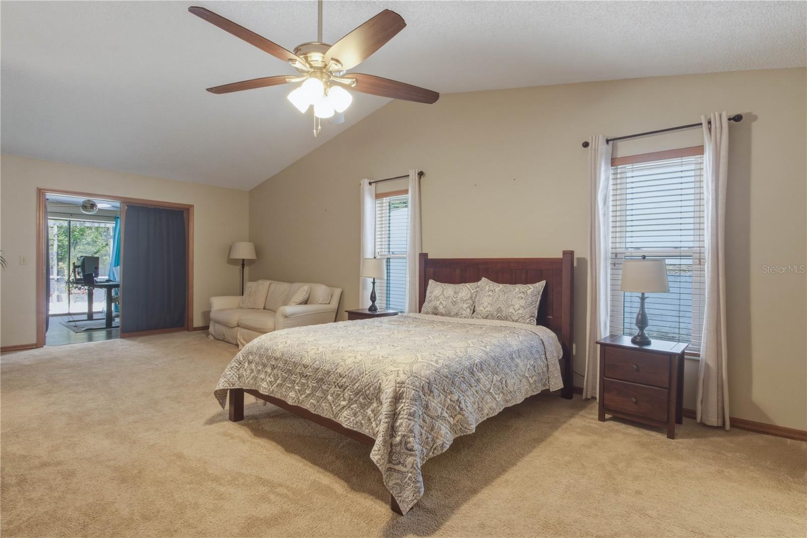 Image 17 of 33 For 4725 Orange Grove Way