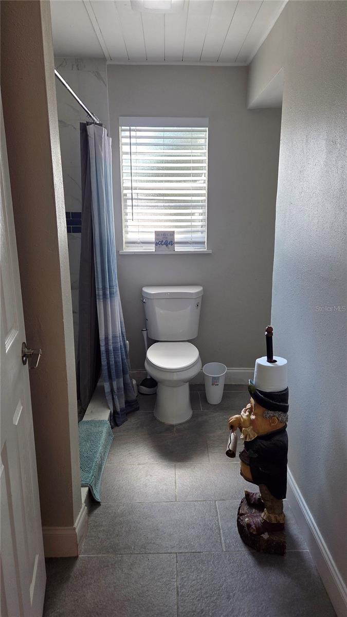 Image 22 of 24 For 1524 6th St Nw  B