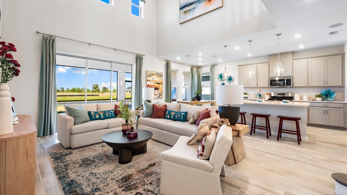 Image 13 of 33 For 13333 Stable Place