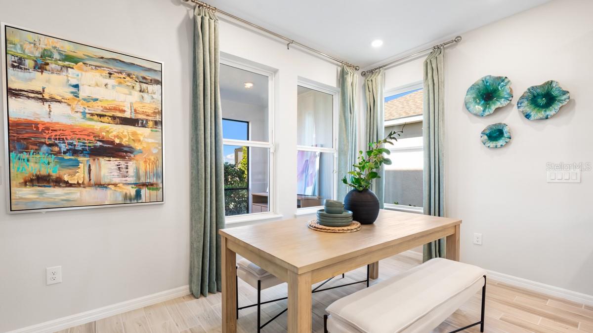 Image 23 of 33 For 13333 Stable Place