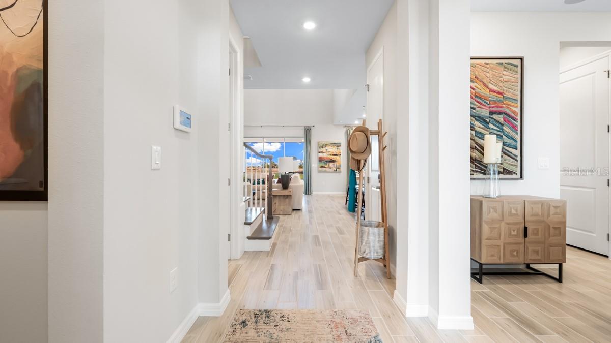 Image 5 of 33 For 13333 Stable Place