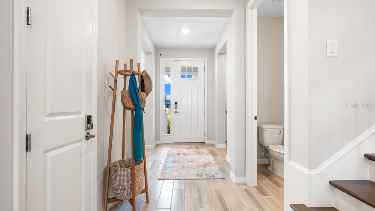 Image 6 of 33 For 13333 Stable Place