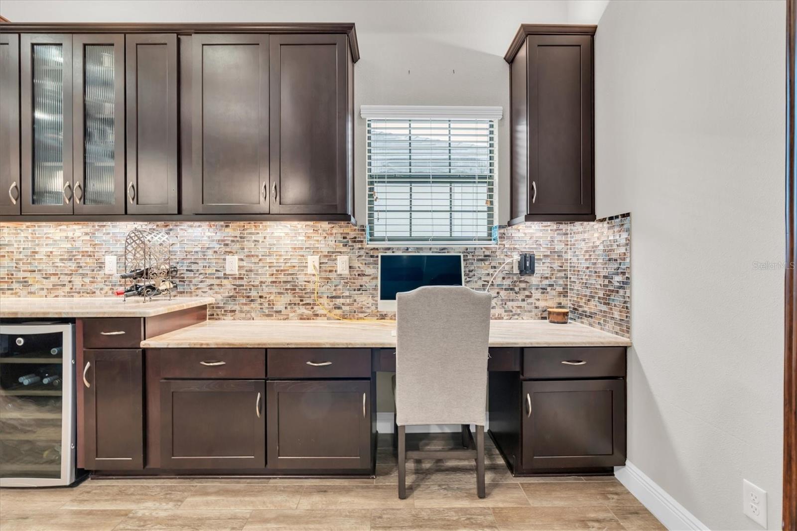 Image 15 of 61 For 3383 Barbour Trail