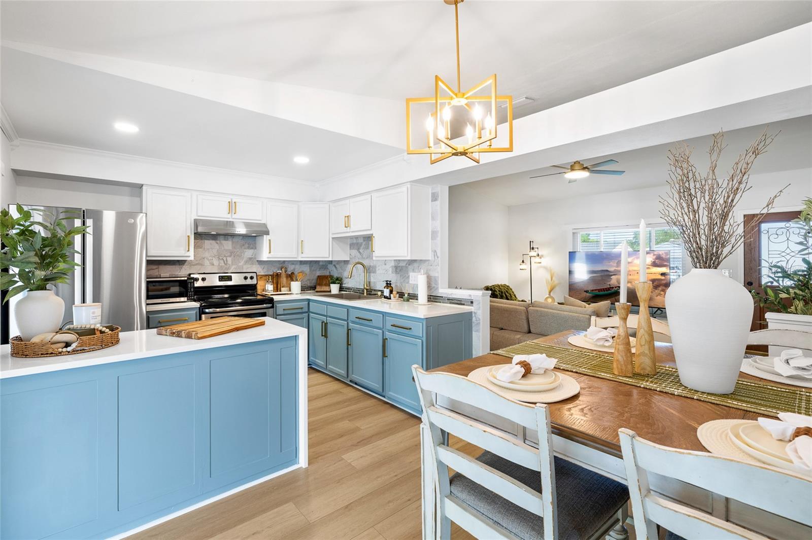 Image 10 of 41 For 5716 Ridgestone Drive