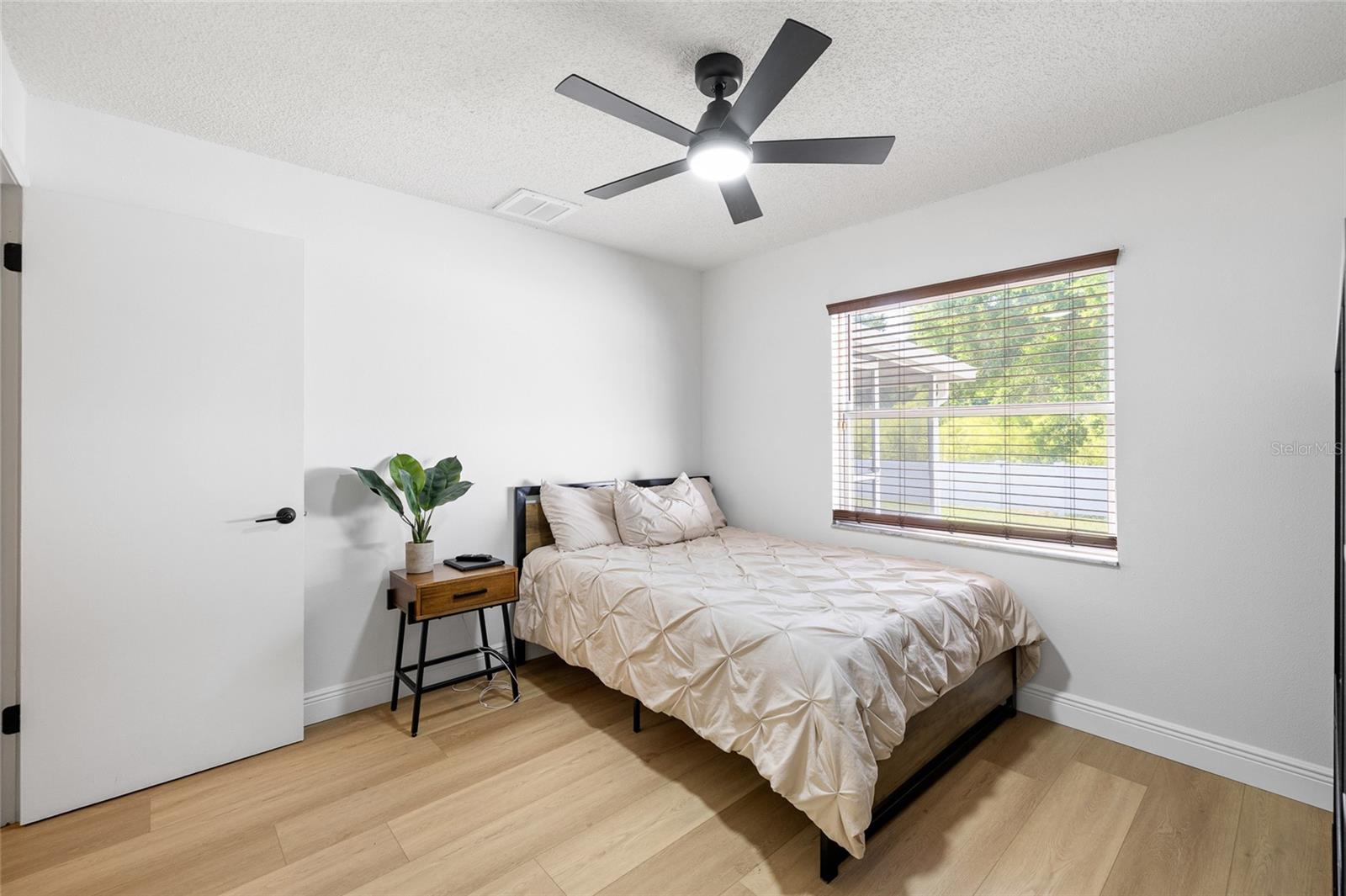 Image 23 of 41 For 5716 Ridgestone Drive