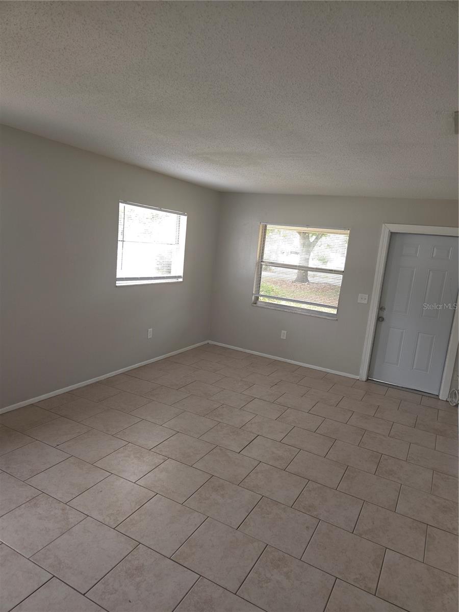 Image 2 of 9 For 1741 Trotter Road A