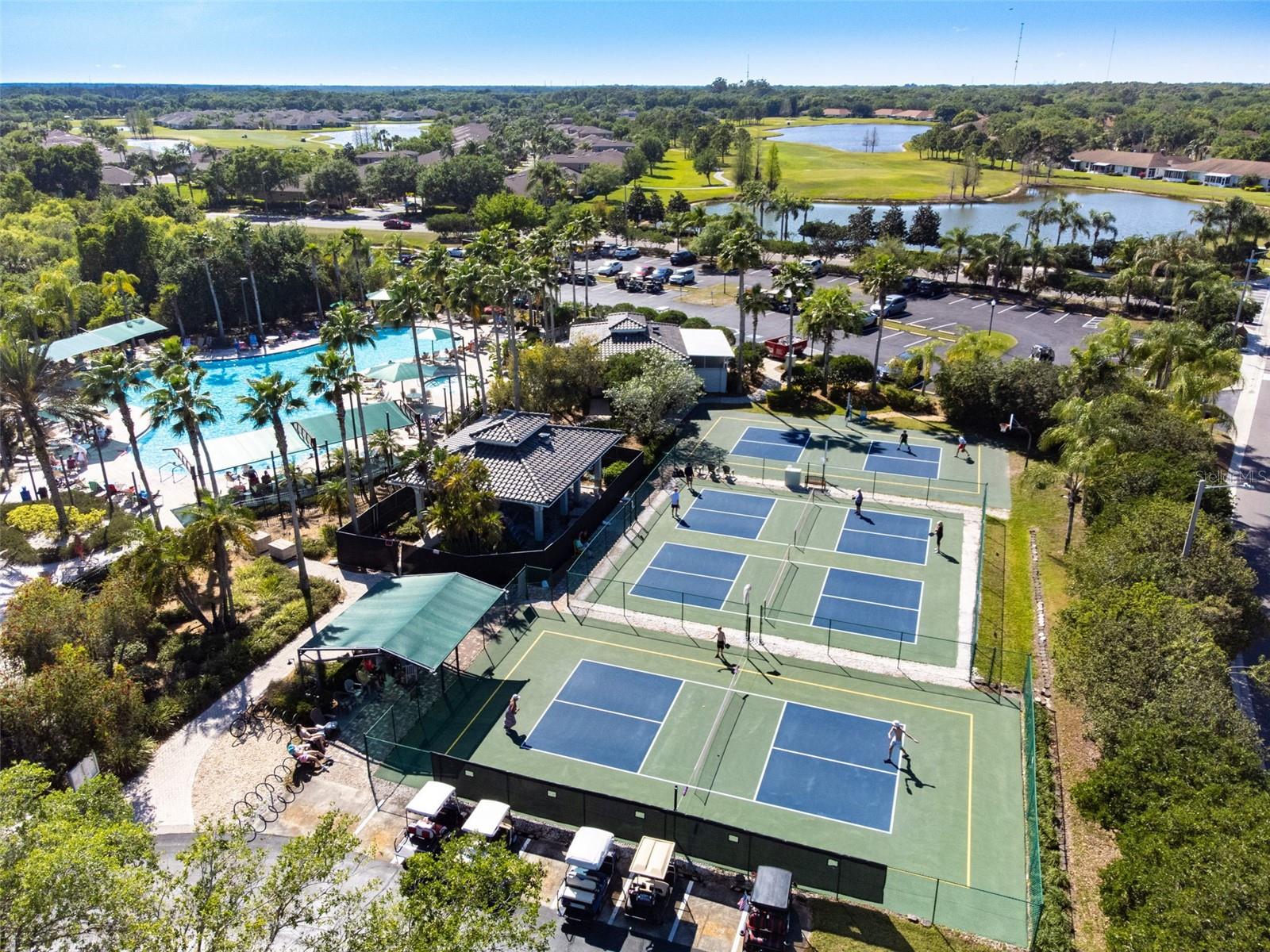 Image 50 of 72 For 2006 Grantham Greens Drive 0