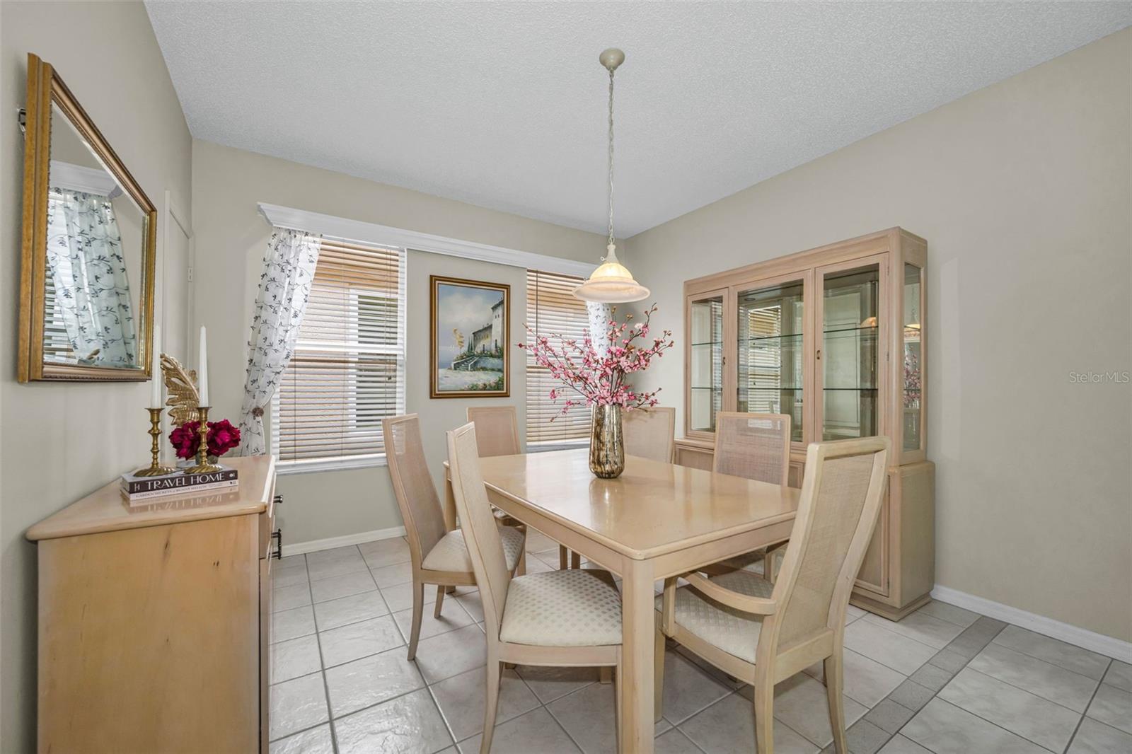 Image 13 of 49 For 3802 Darston Street