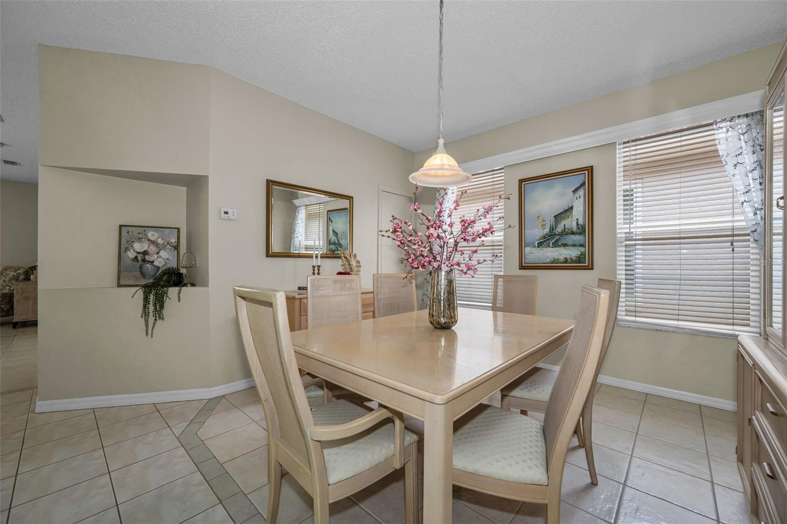 Image 14 of 49 For 3802 Darston Street