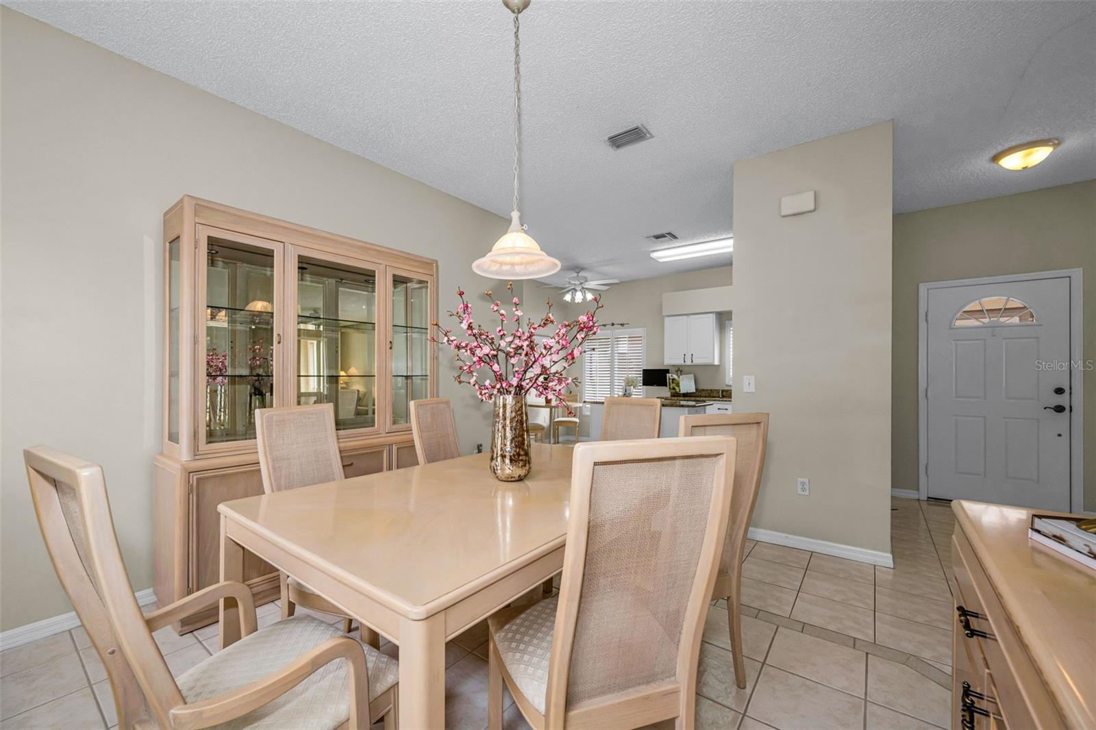 Image 15 of 49 For 3802 Darston Street