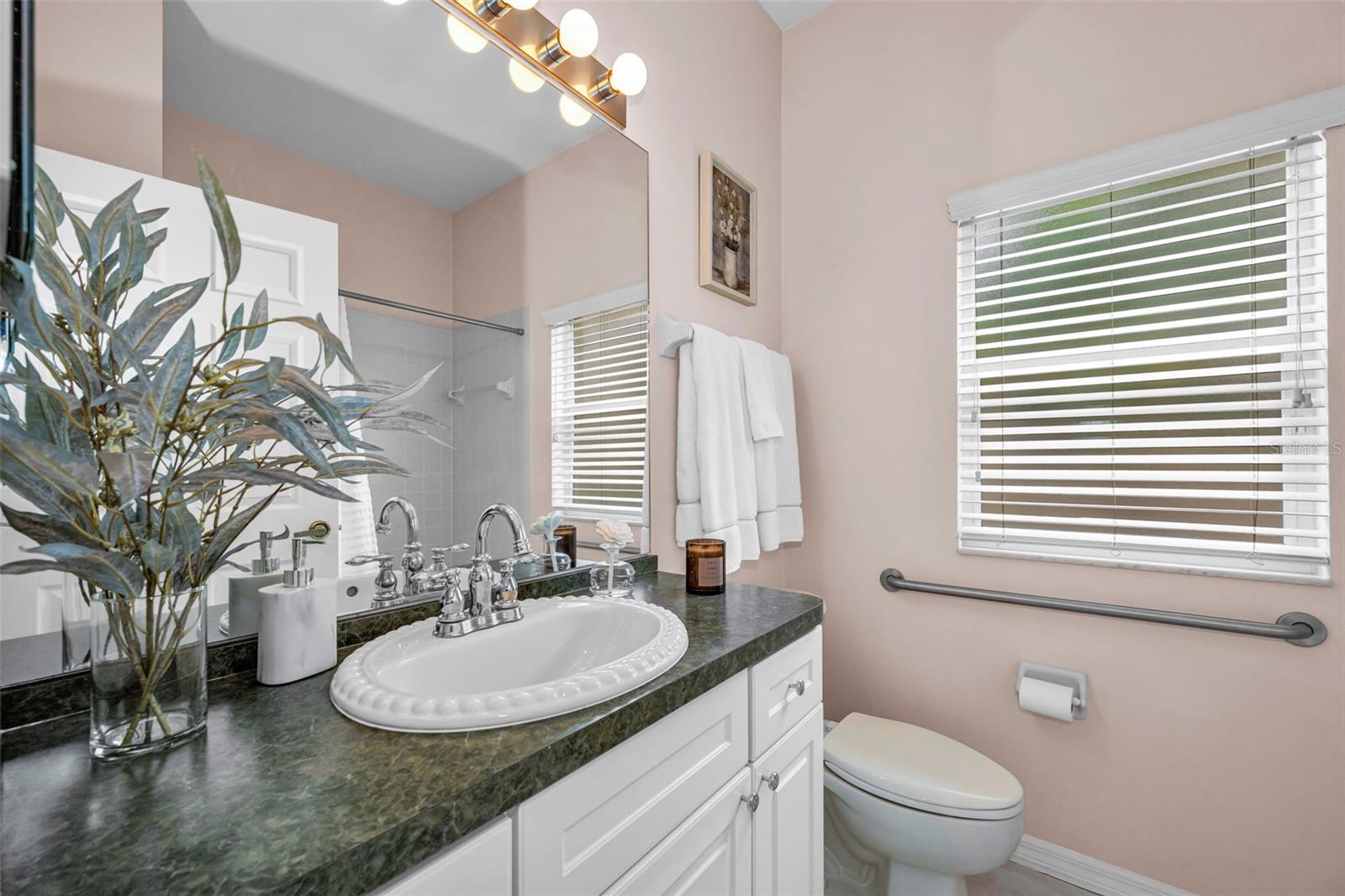 Image 30 of 49 For 3802 Darston Street