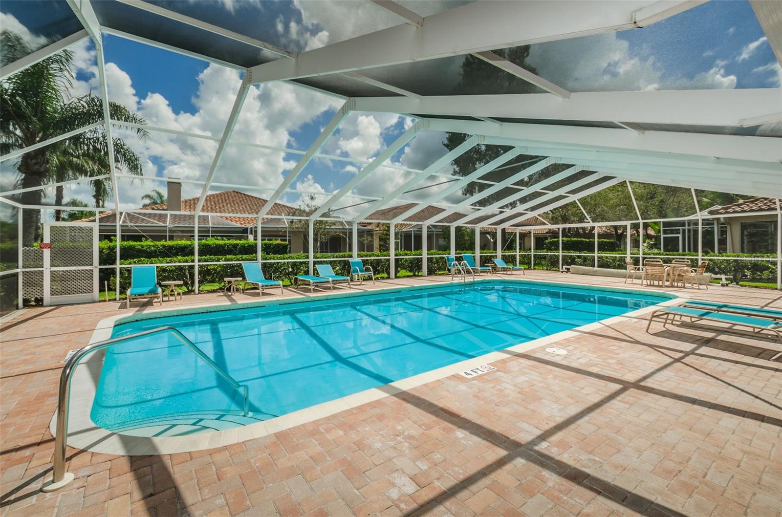 Image 43 of 49 For 3802 Darston Street