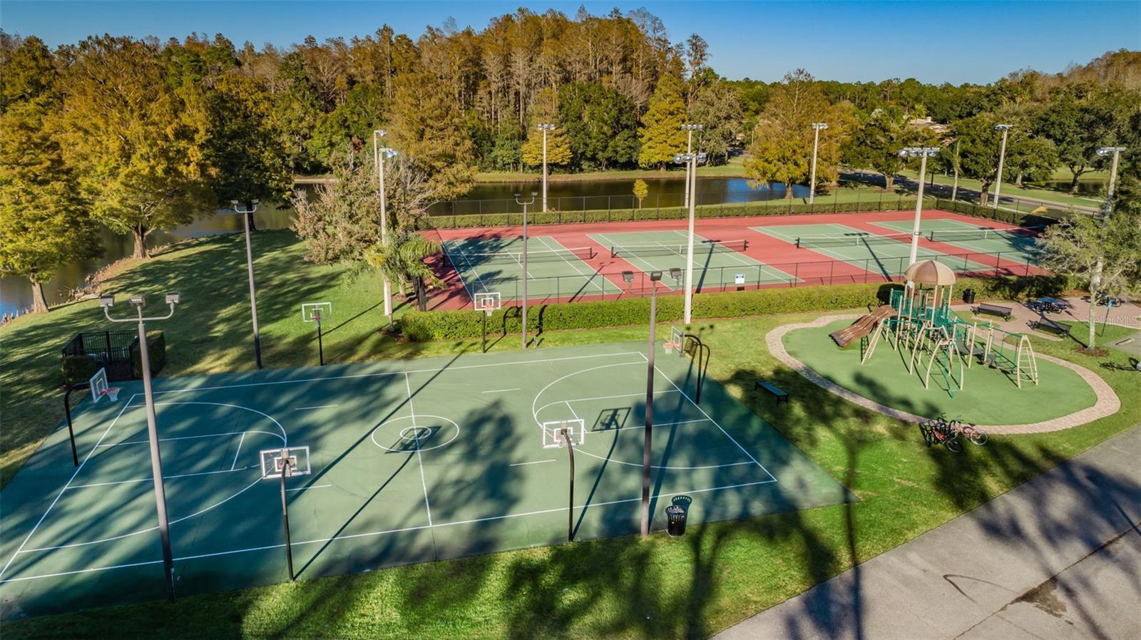 Image 46 of 49 For 3802 Darston Street