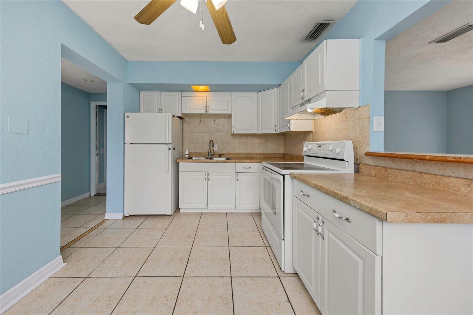 Image 4 of 20 For 5326 Berkley Road