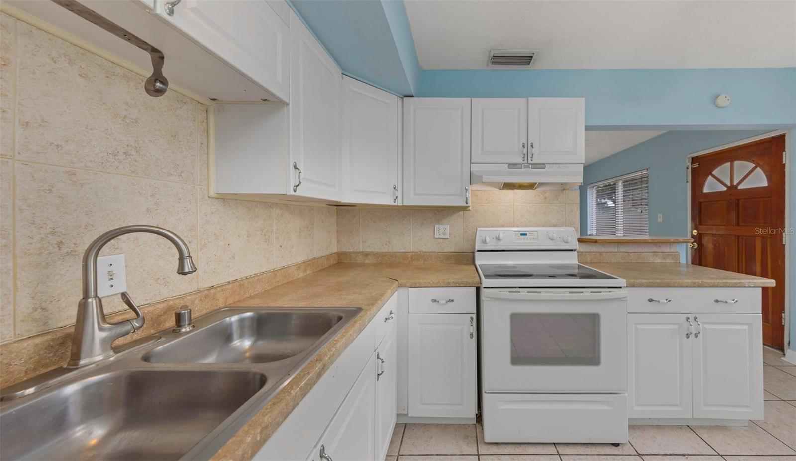 Image 5 of 20 For 5326 Berkley Road