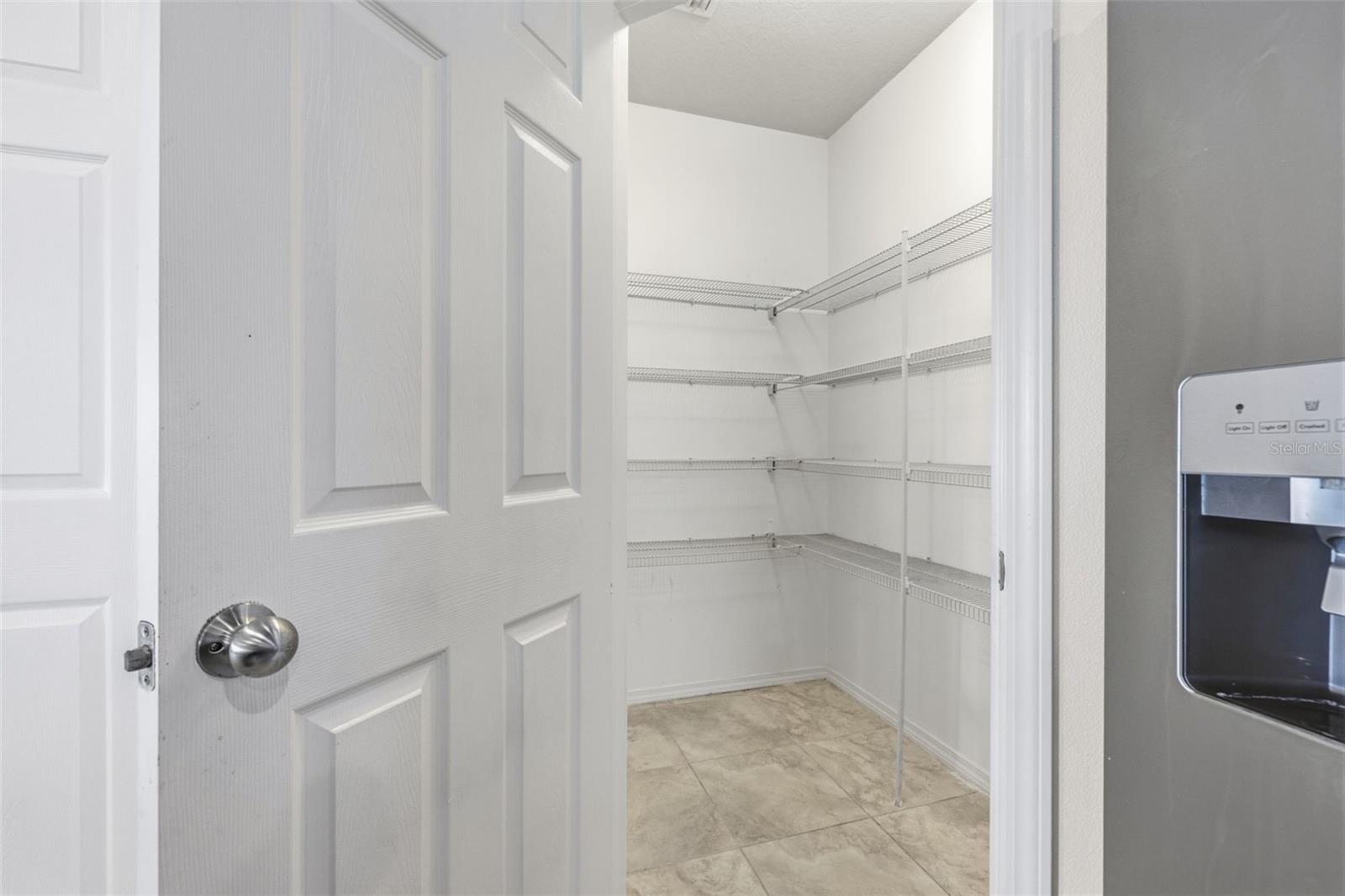 Image 12 of 38 For 9341 American Hickory Lane