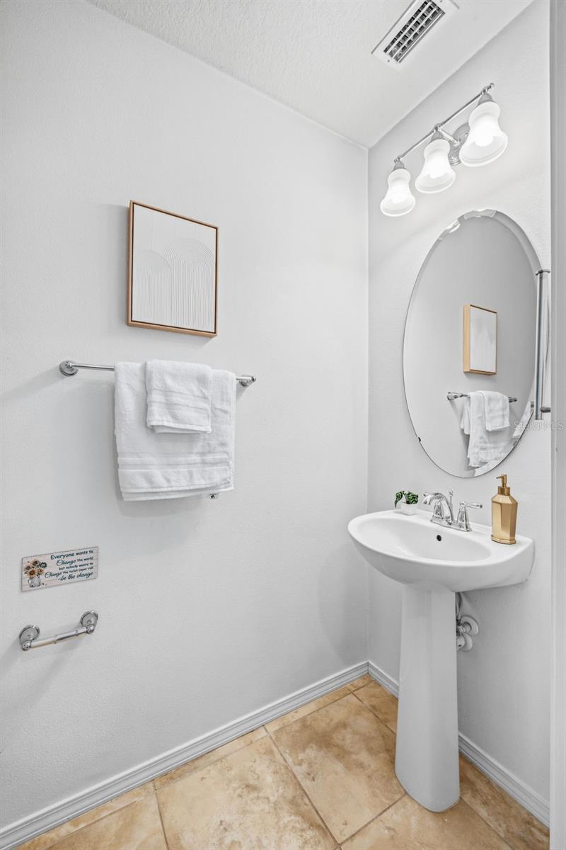 Image 14 of 38 For 9341 American Hickory Lane