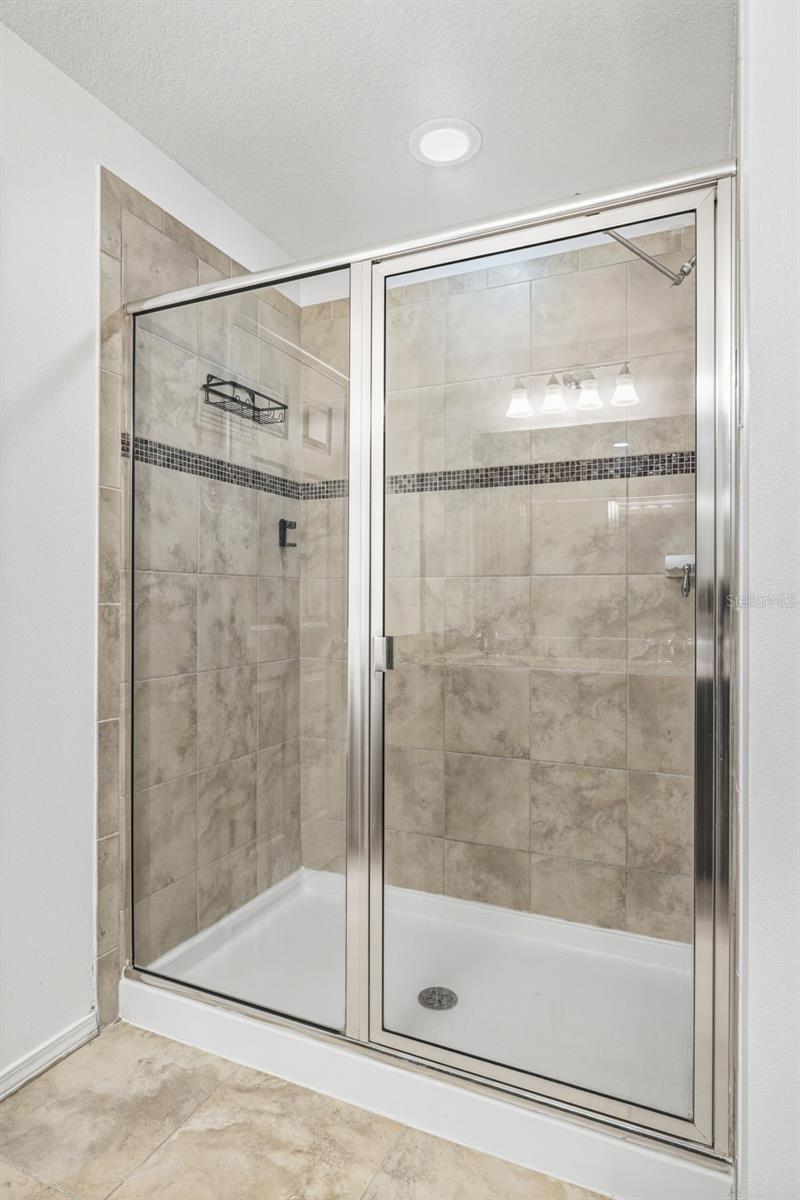 Image 20 of 38 For 9341 American Hickory Lane