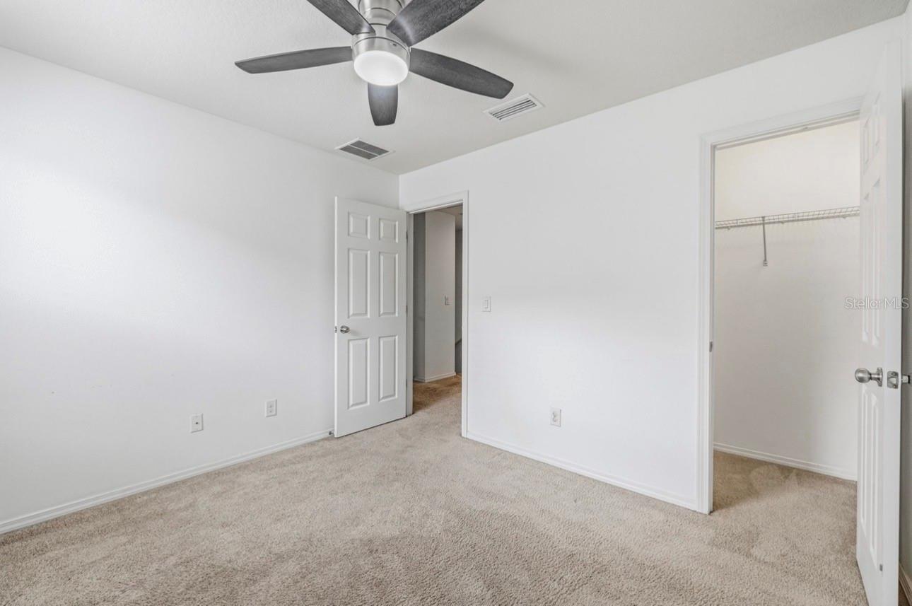 Image 22 of 38 For 9341 American Hickory Lane