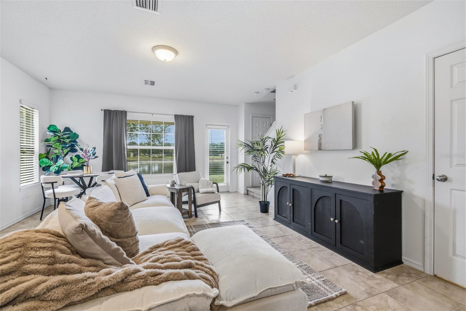 Image 6 of 38 For 9341 American Hickory Lane