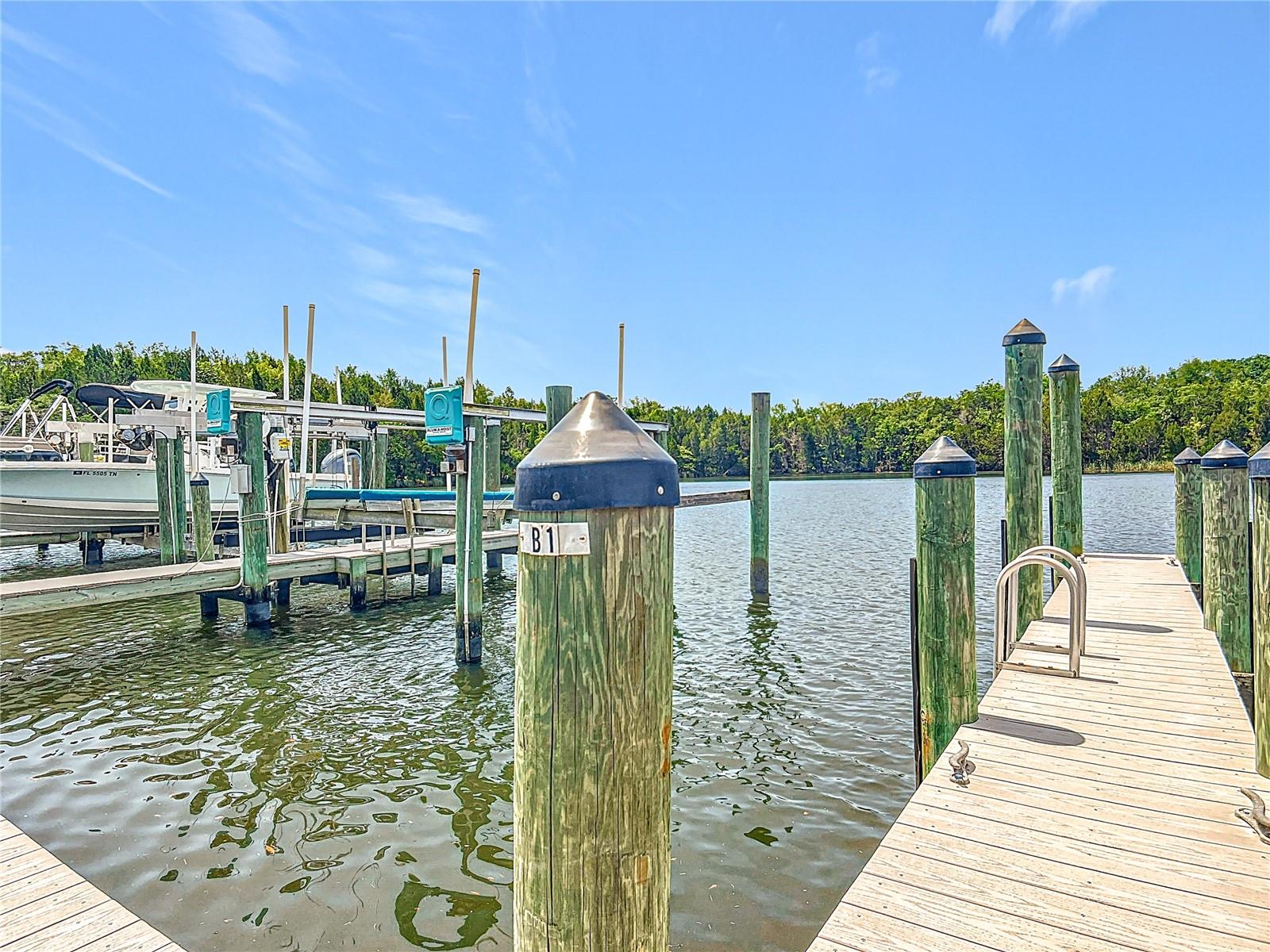Listing photo id 26 for 11122 Cove Harbor Drive 112