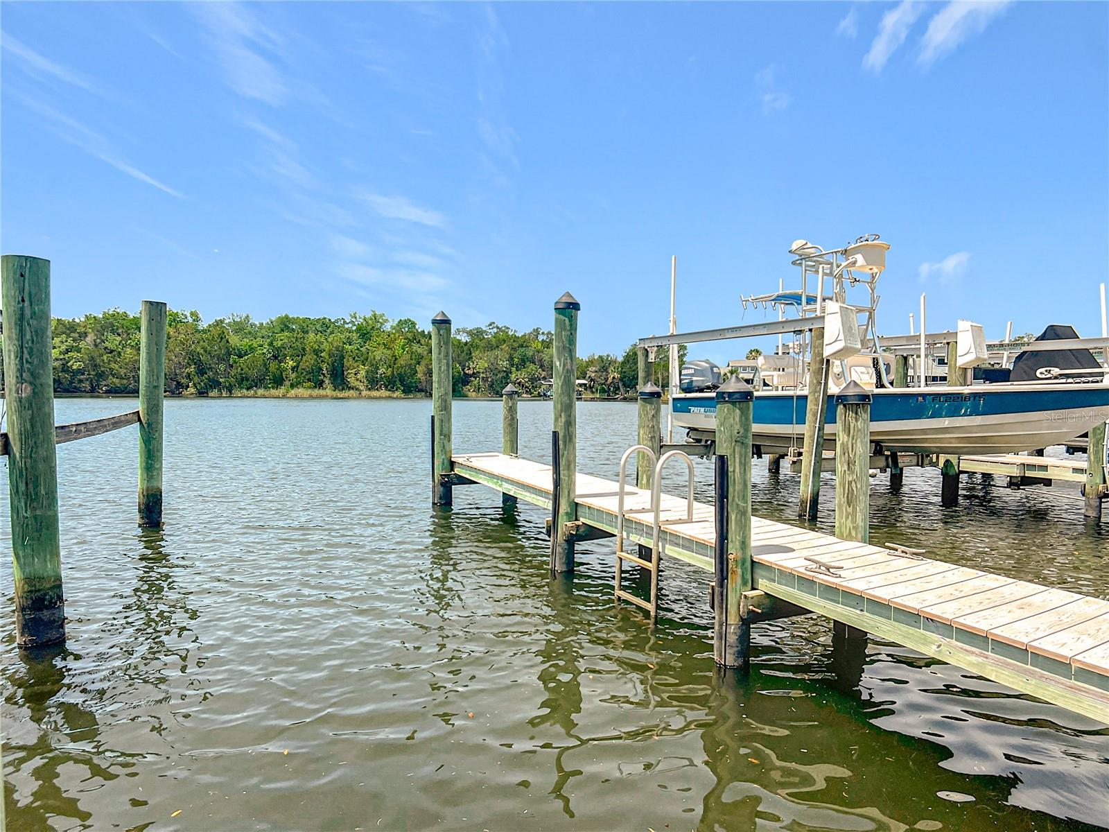 Listing photo id 27 for 11122 Cove Harbor Drive 112