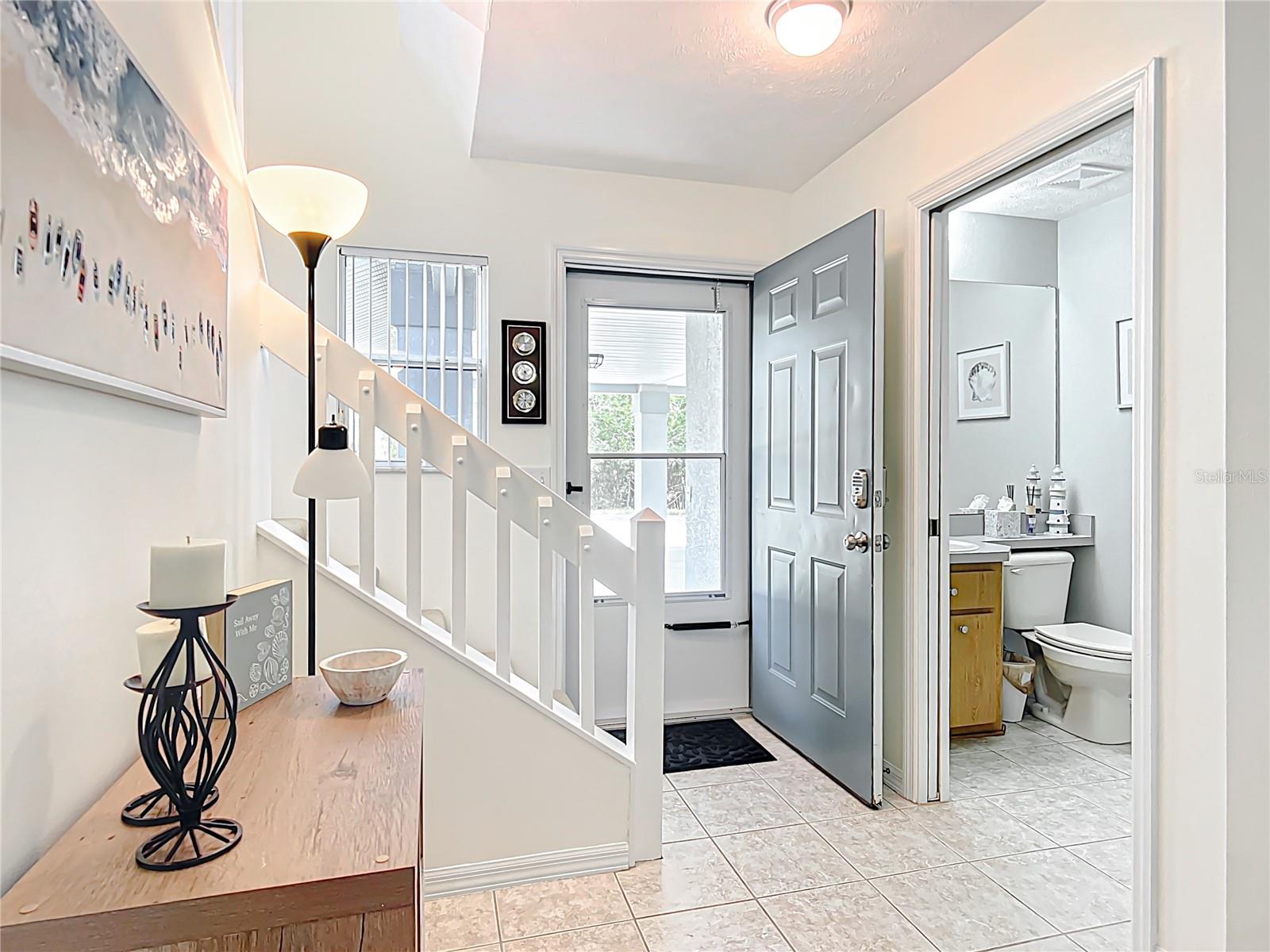 Listing photo id 5 for 11122 Cove Harbor Drive 112