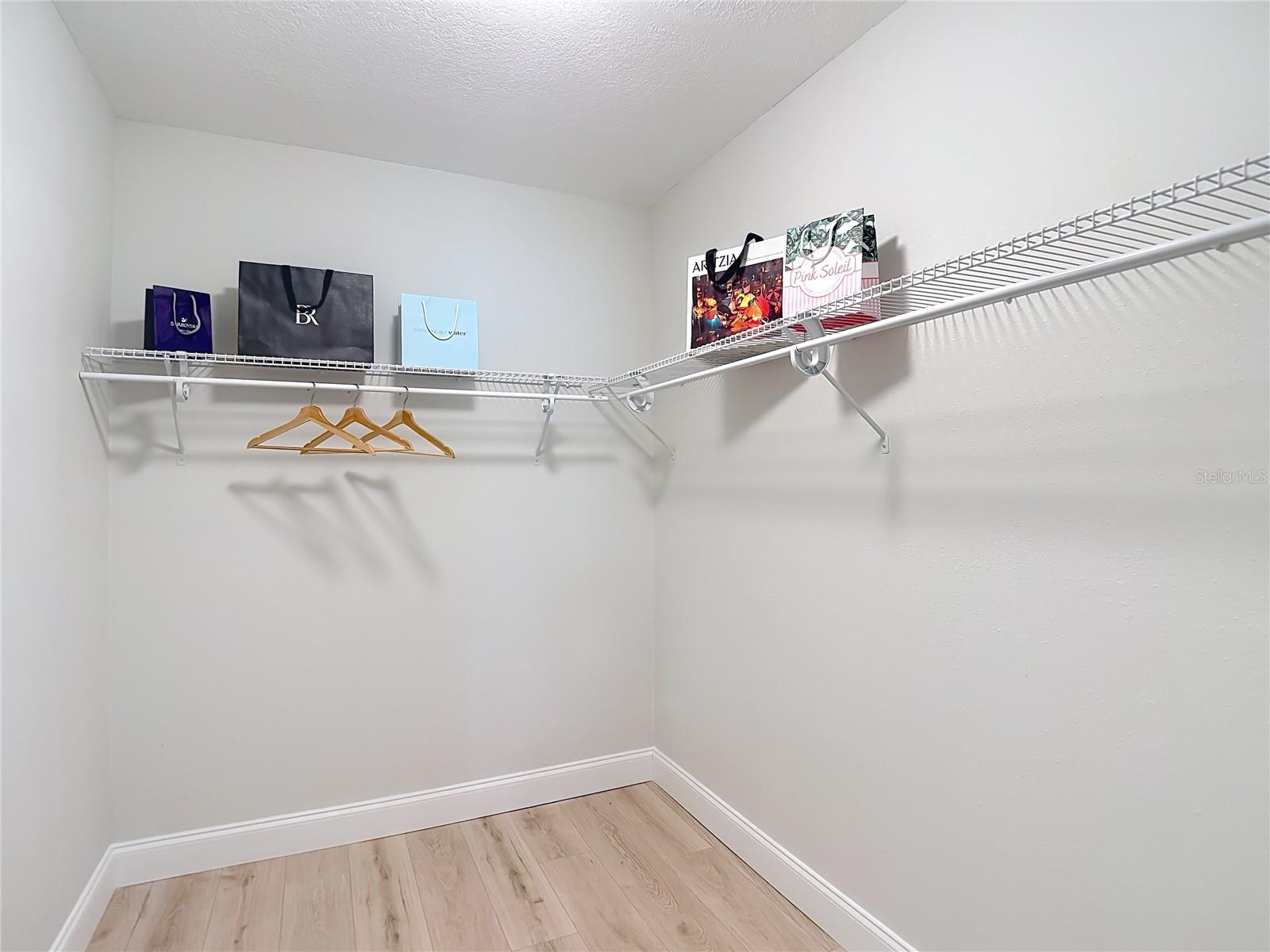 Listing photo id 15 for 14031 Arbor Knoll Circle