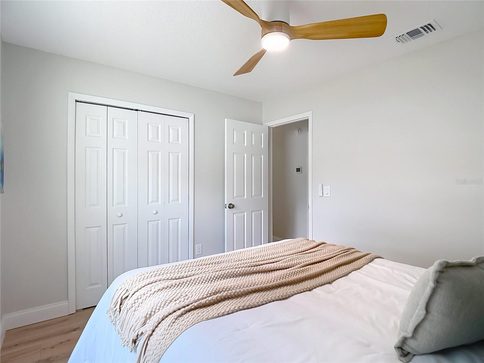 Listing photo id 17 for 14031 Arbor Knoll Circle