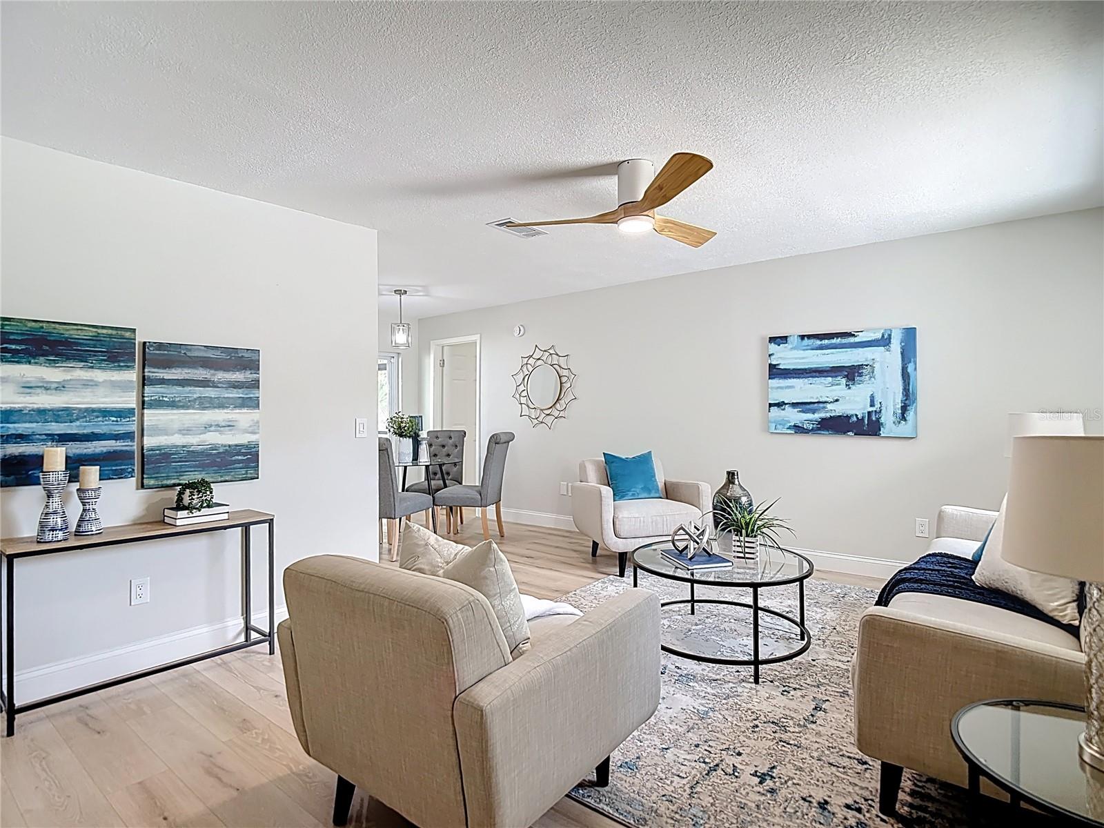 Listing photo id 4 for 14031 Arbor Knoll Circle