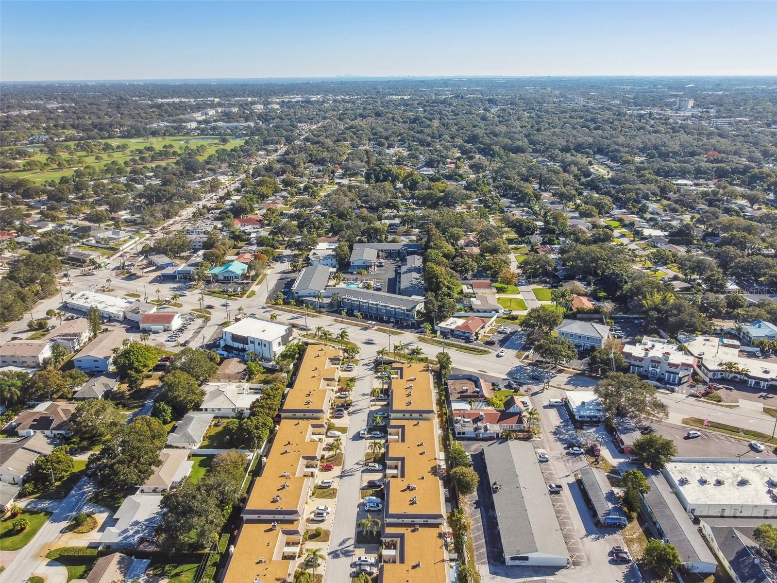 Image 46 of 49 For 610 Indian Rocks Road N 121