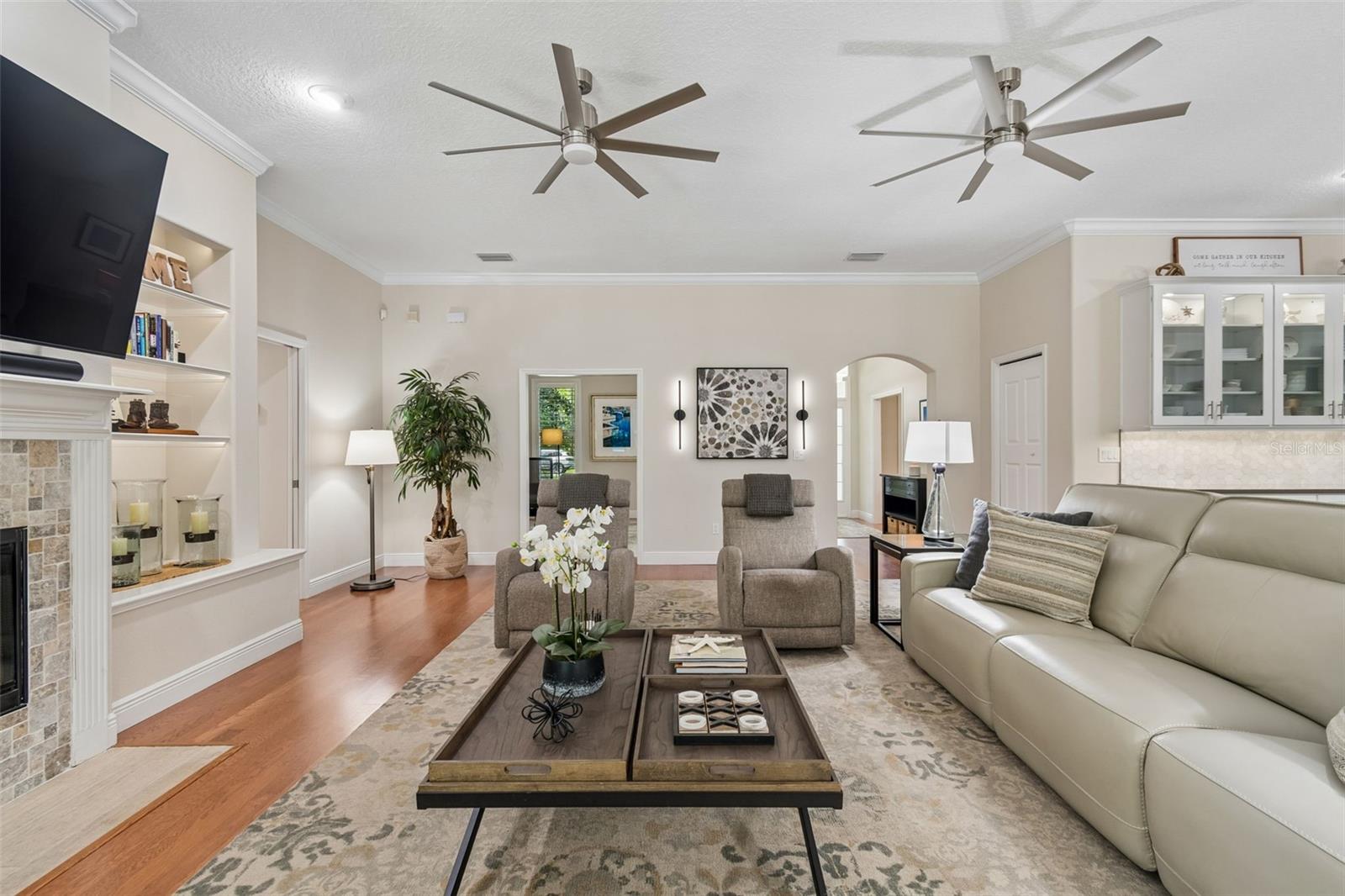 Image 15 of 60 For 421 Pine Bluff Drive