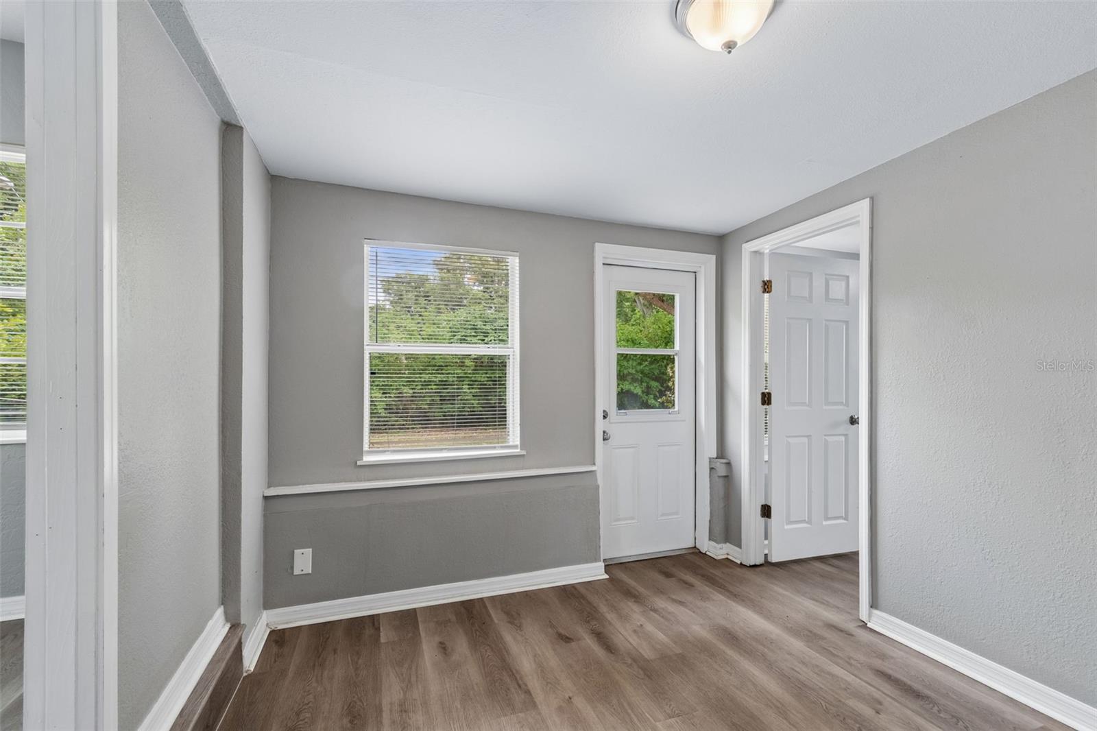 Image 20 of 42 For 9931 110th Street