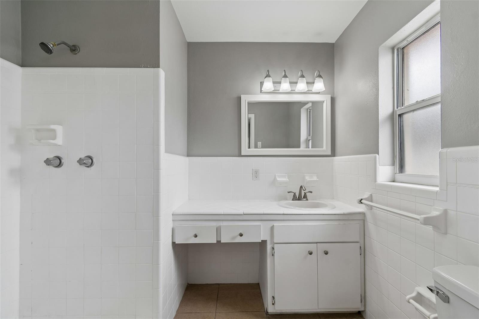 Image 26 of 42 For 9931 110th Street