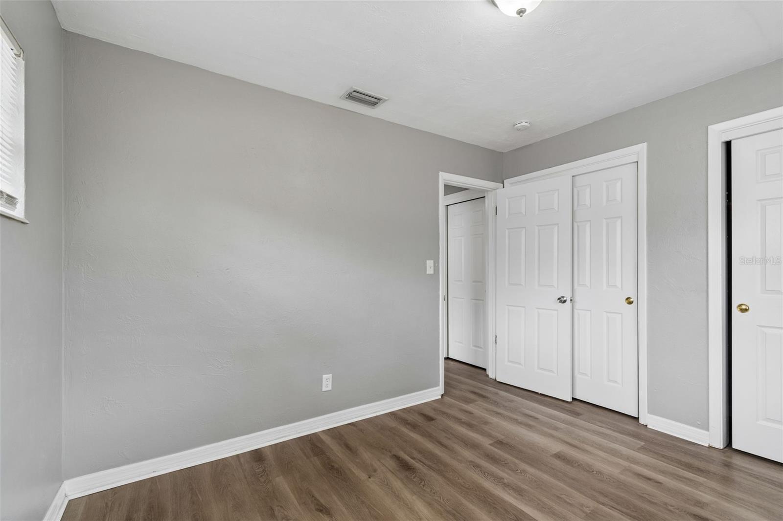 Image 31 of 42 For 9931 110th Street