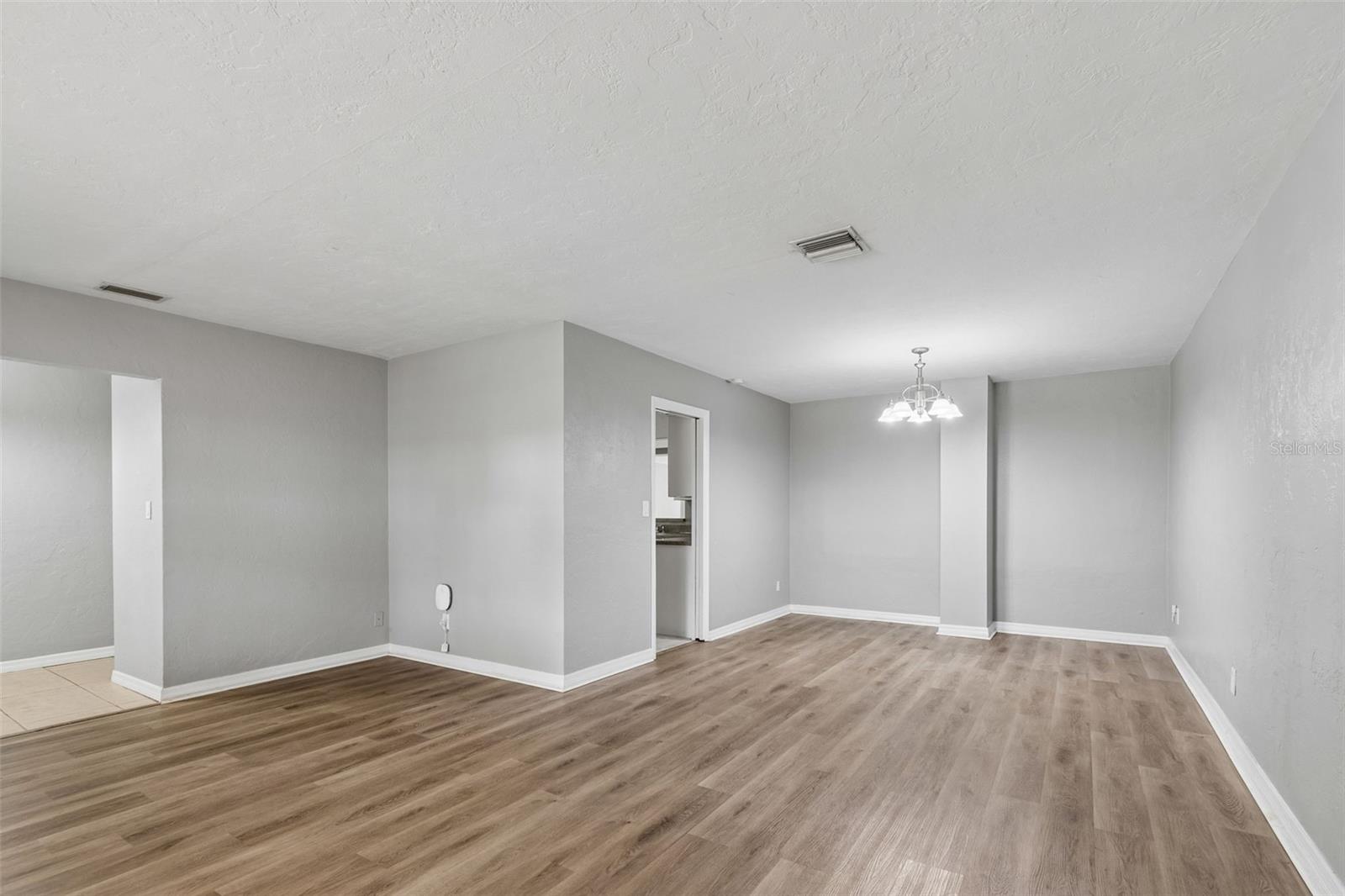 Image 8 of 42 For 9931 110th Street