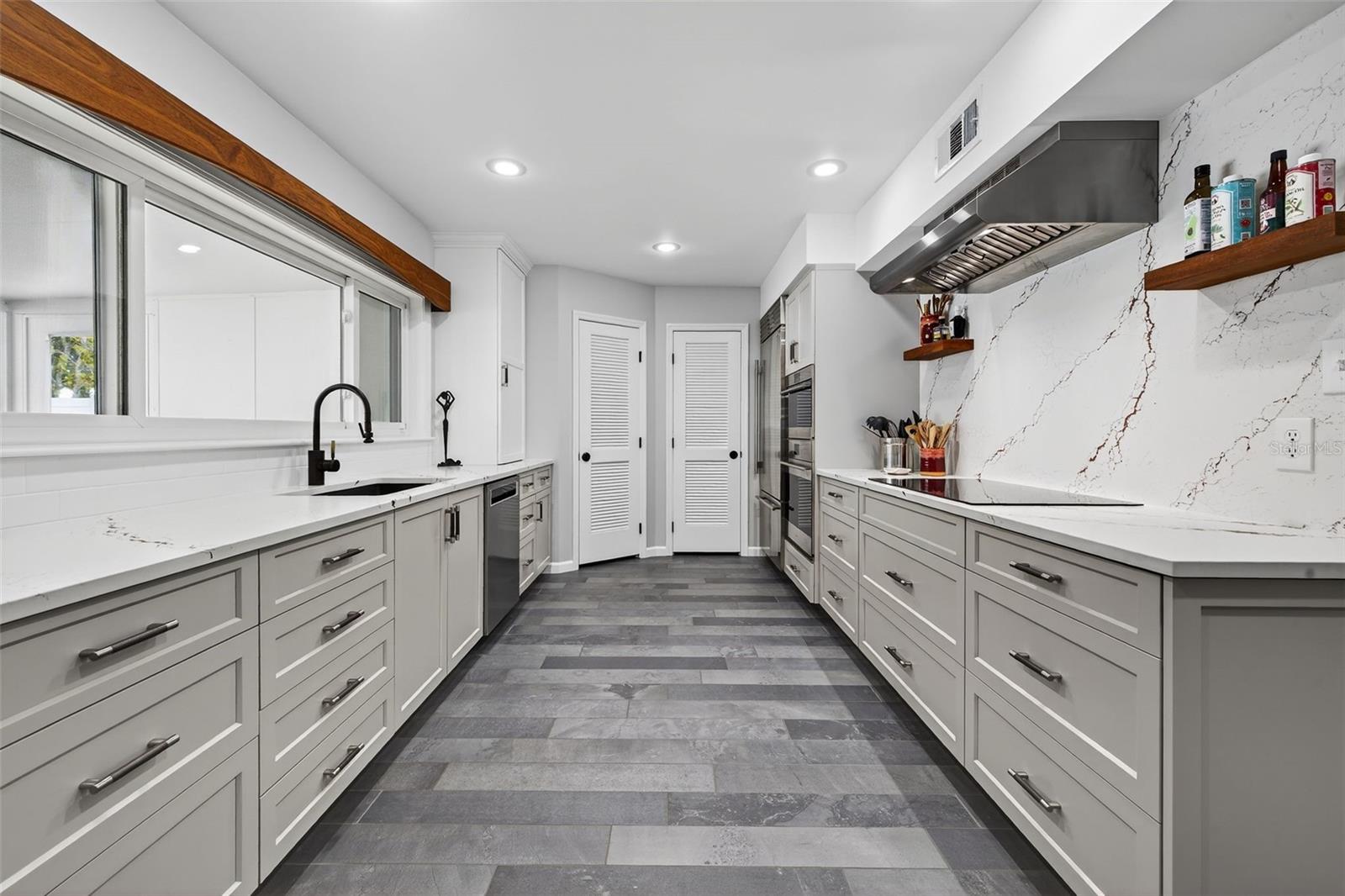 Image 12 of 50 For 8407 Millwood Drive