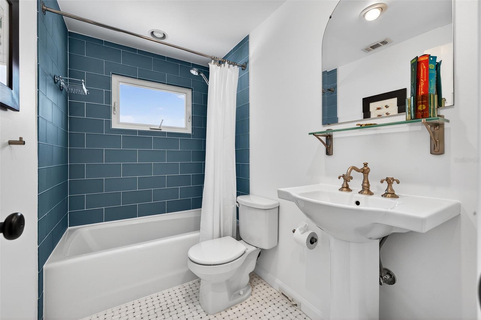 Image 31 of 50 For 8407 Millwood Drive