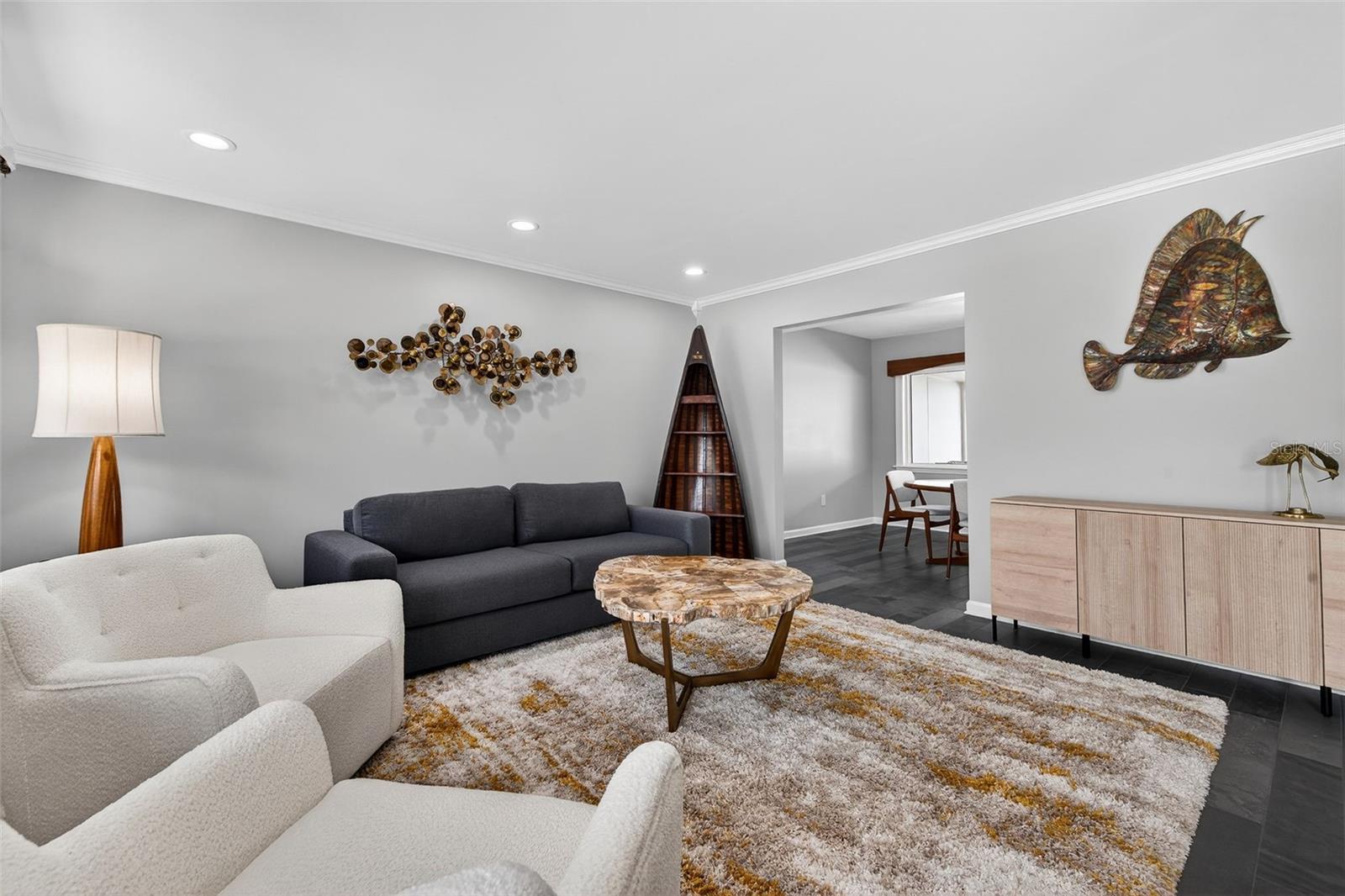 Image 6 of 50 For 8407 Millwood Drive