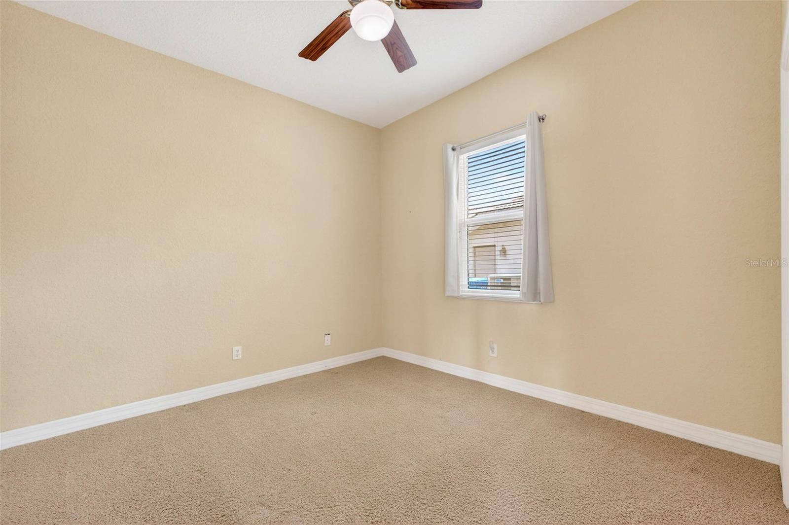 Image 21 of 43 For 2212 Myrtle Vista Court