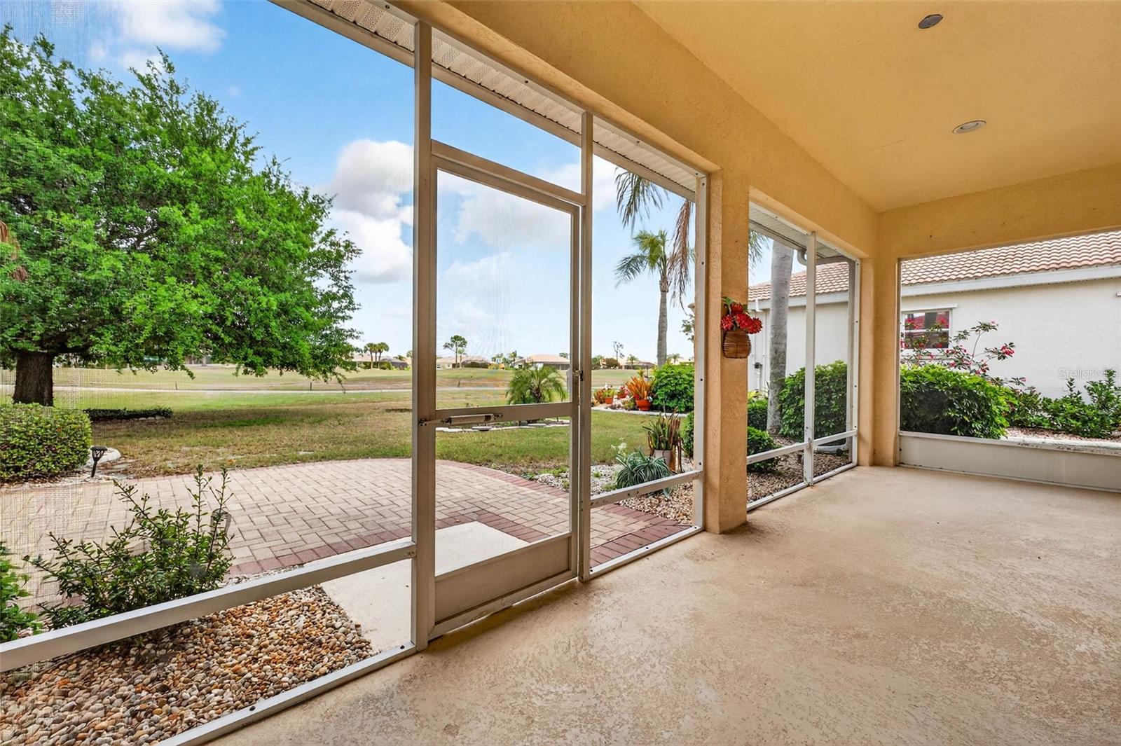 Image 26 of 43 For 2212 Myrtle Vista Court