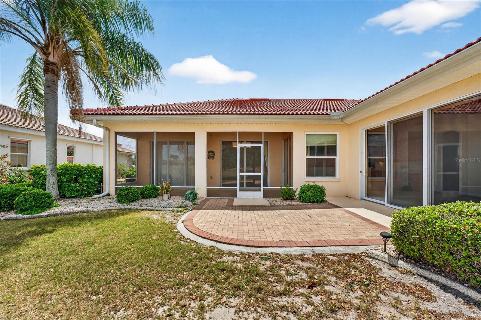 Image 28 of 43 For 2212 Myrtle Vista Court