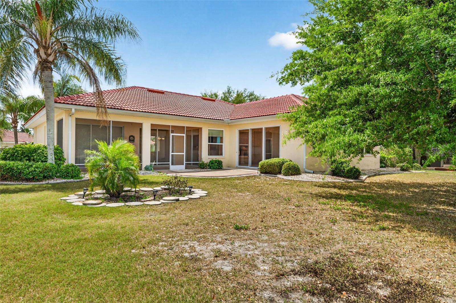 Image 29 of 43 For 2212 Myrtle Vista Court