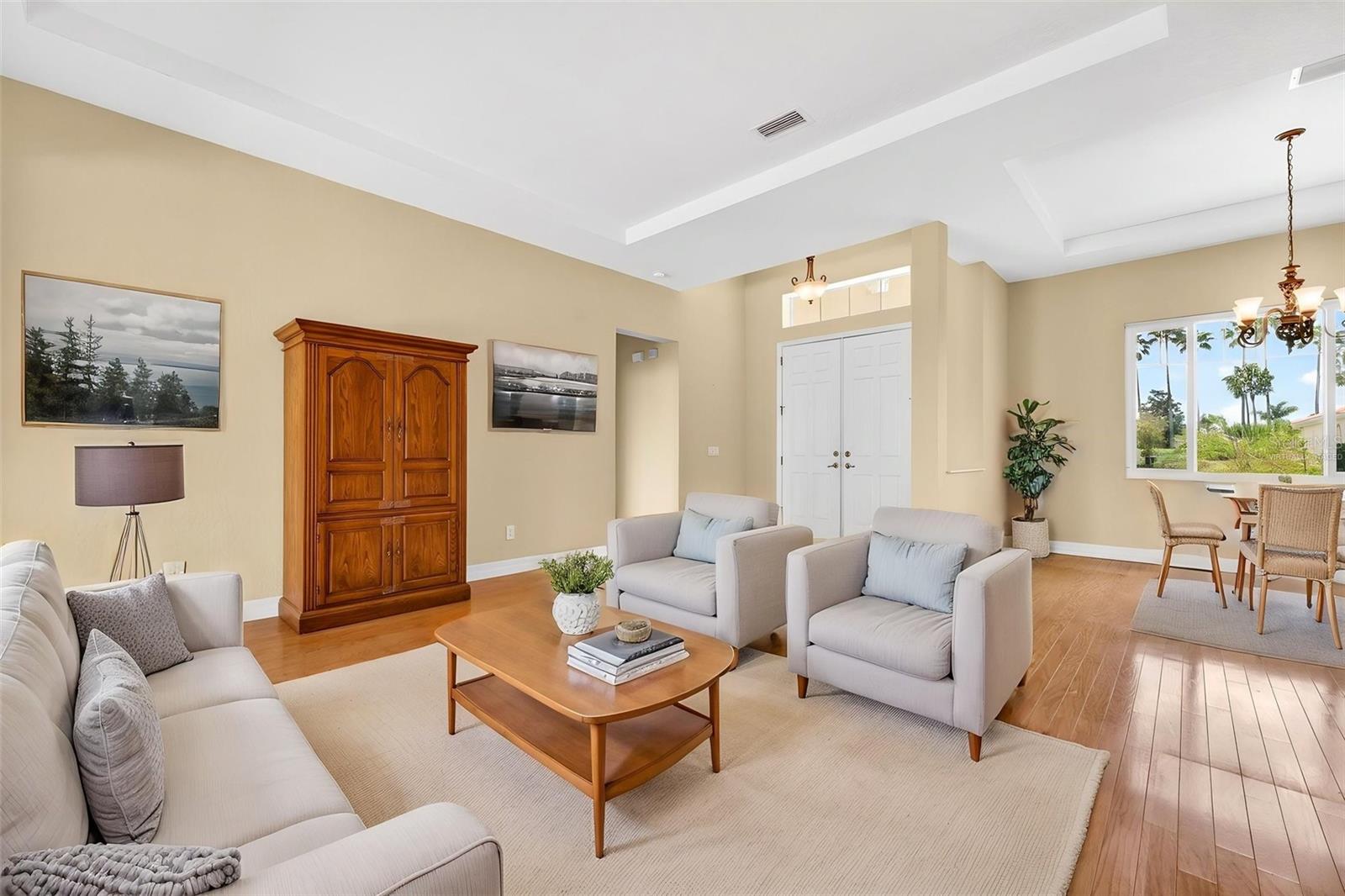 Image 5 of 43 For 2212 Myrtle Vista Court