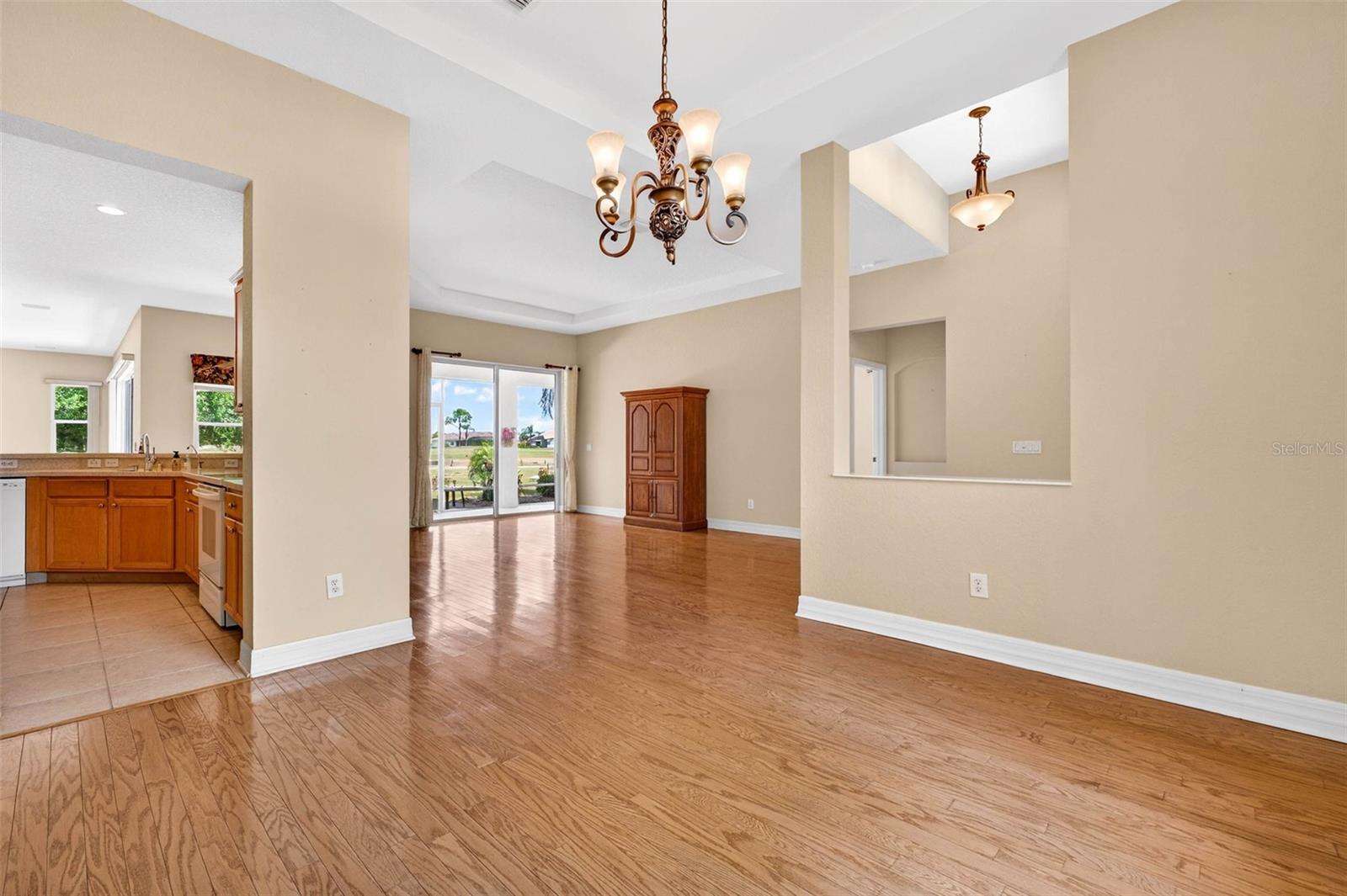 Image 6 of 43 For 2212 Myrtle Vista Court